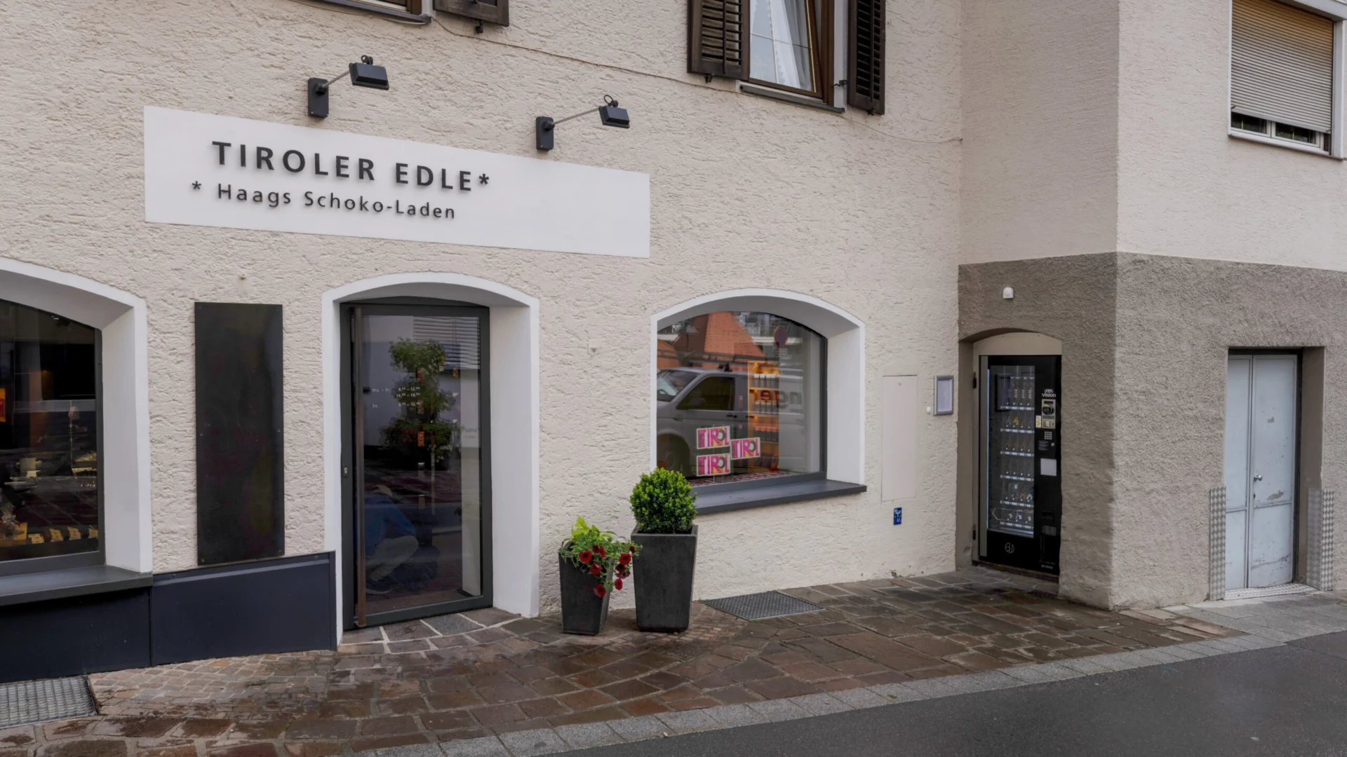 haags-schoko-laden-landeck-aussen